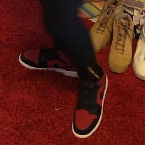 Red and Black jordans - Picture 2 of 2